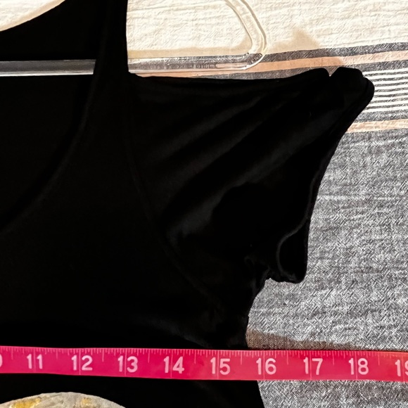 🖤💛 LAUREN MOSHI | LOVE | Med ~ Cold Shoulder - Picture 11 of 12